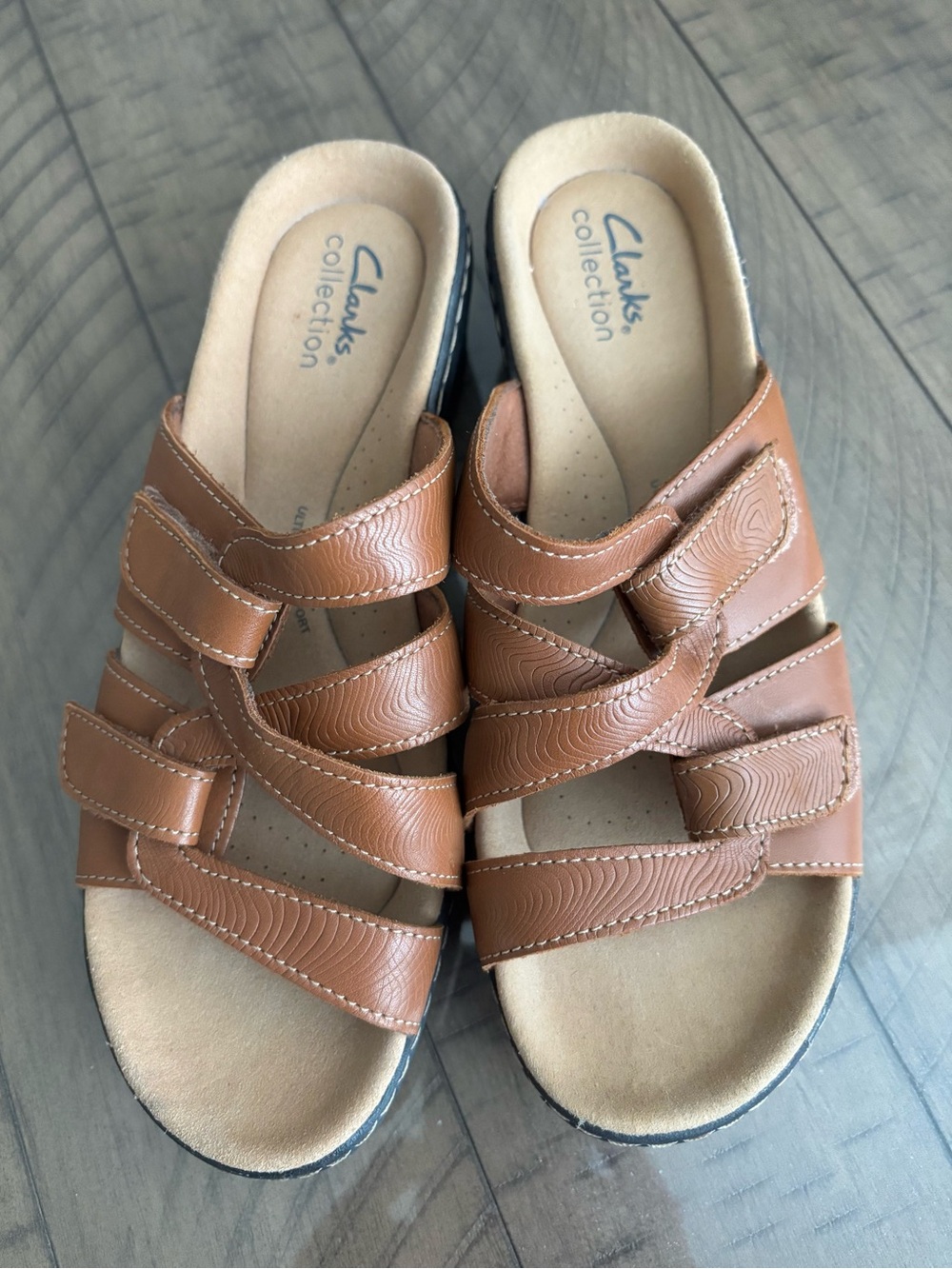 Clarks Adjustable Leather Sandals Tan Ultimate Comfort Collection size 8